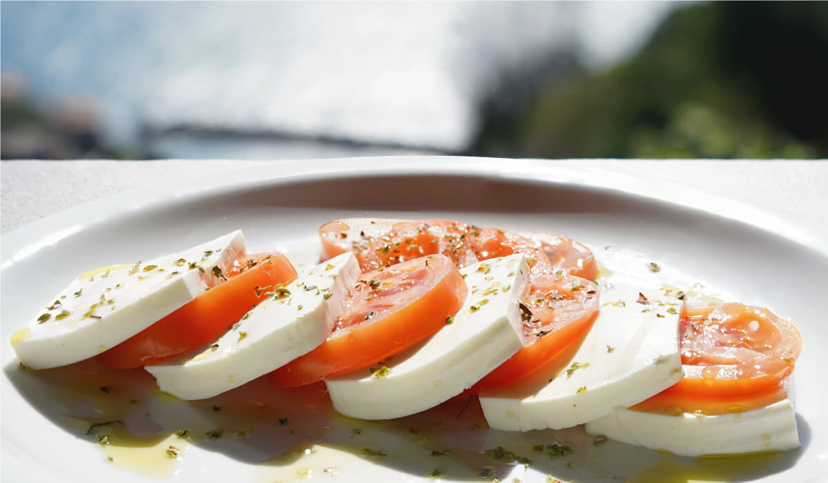 TOMATE E MOZZARELLA